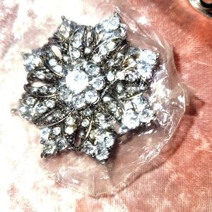 🥂🌟Flower rhinestone brooch💠3 for $15💠 JEWELRY SALE